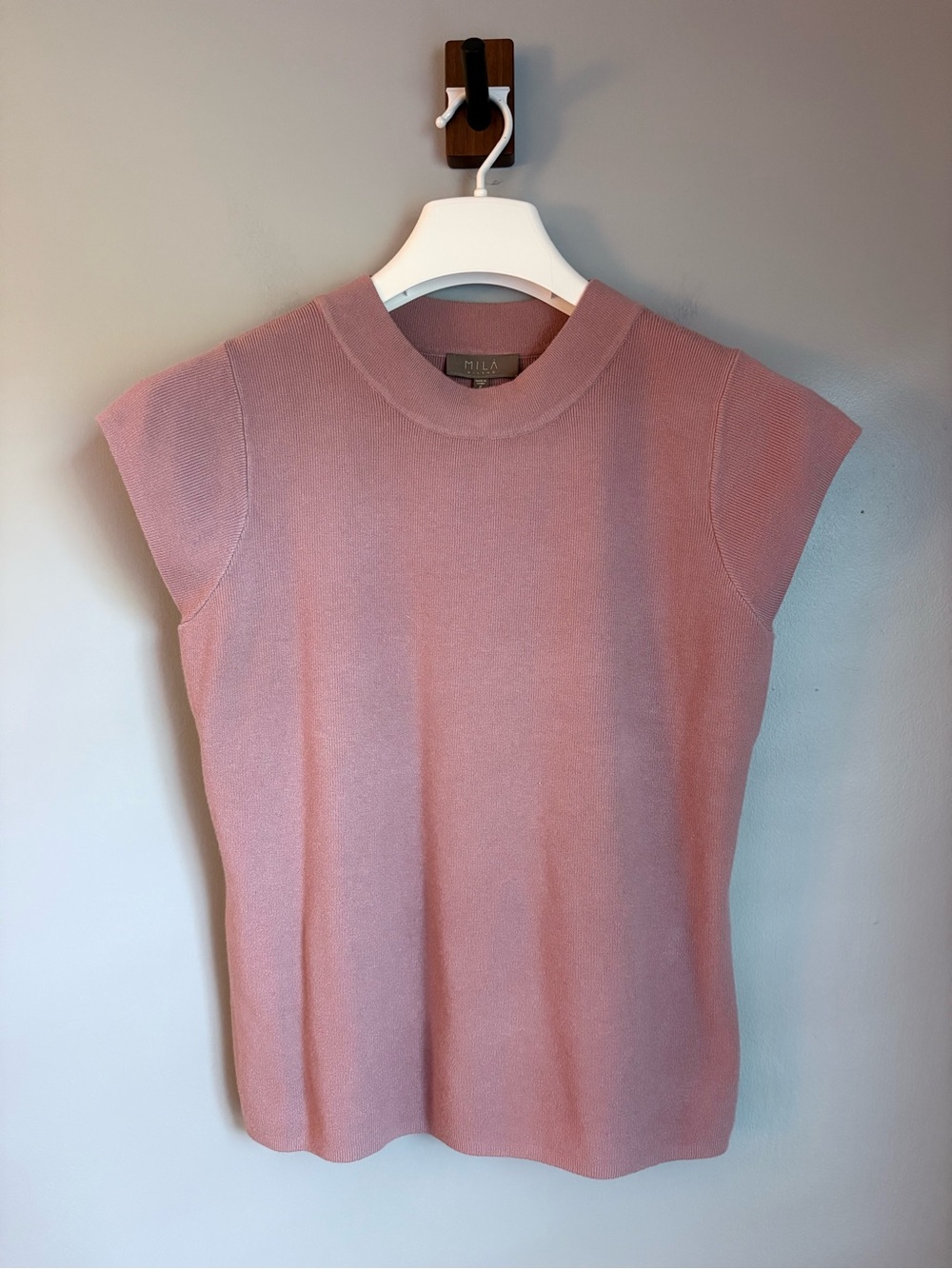 MILA MILANO NWT Small Cap Sleeve Mock Neck Knit Sweater Cameo Rose Pink